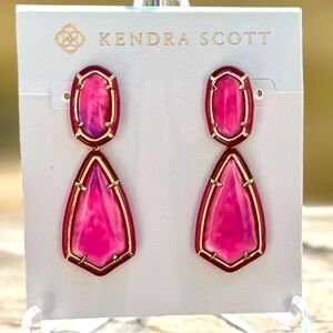 Kendra Scott Camry Statement Earrings in Pink Azalea Illusion Gold – NWT